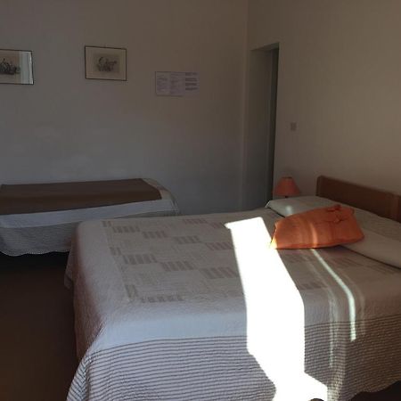Hotel Plinio Лено Екстериор снимка