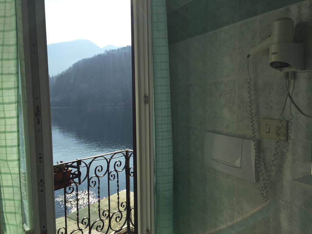 Hotel Plinio Лено Стая снимка